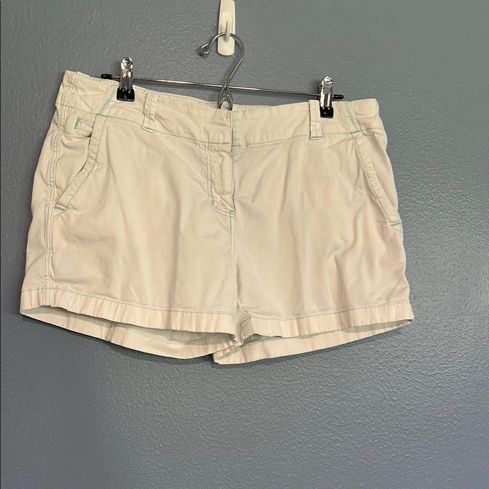Vineyard Vines White and Blue Cargo Shorts
